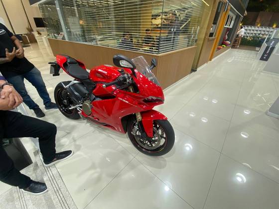 DUCATI SUPERBIKE 1299 PANIGALE S 